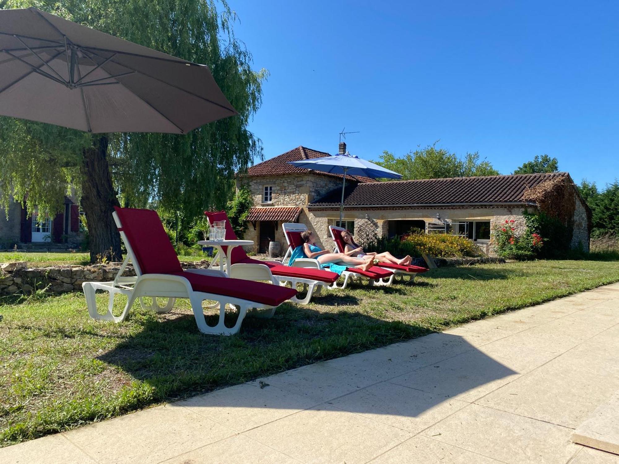 Sfeervol Vakantiehuis Op Landgoed Aan De Dordogne Villa Prudhomat Buitenkant foto